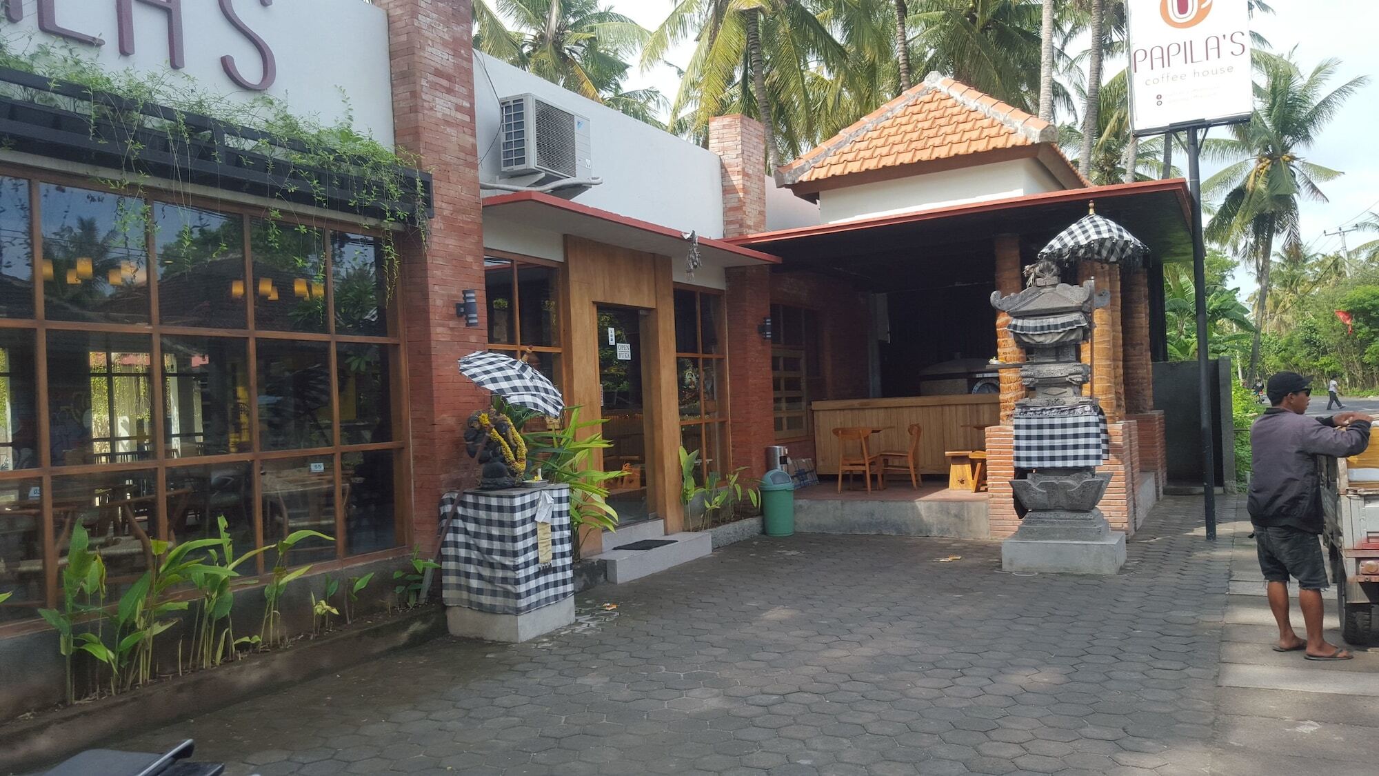 Nusa Majesty Batununggul Exterior foto